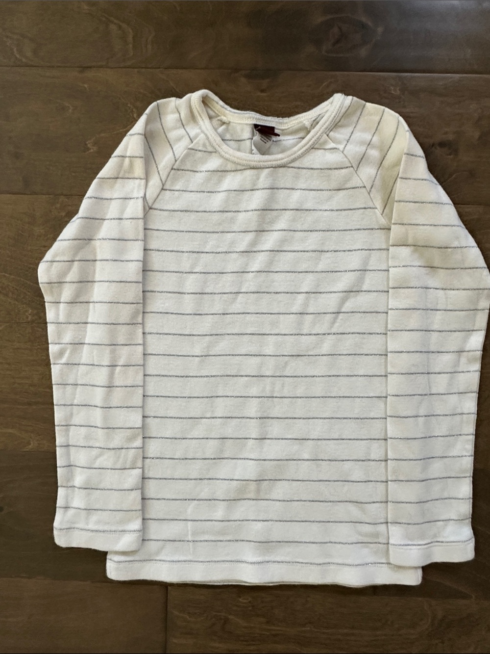 Tea Collection Cream w/Silver Sparkle Stripe Tee, Size 7.